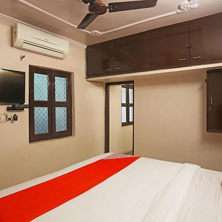 Oyo 48287 Bst Hotel New Delhi Exterior photo
